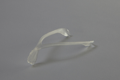 Lucky break - Emilie Haman / cristal coulé par gravité et poli - 7,5x3,5x2 cm - 24 exemplaires - 150 €